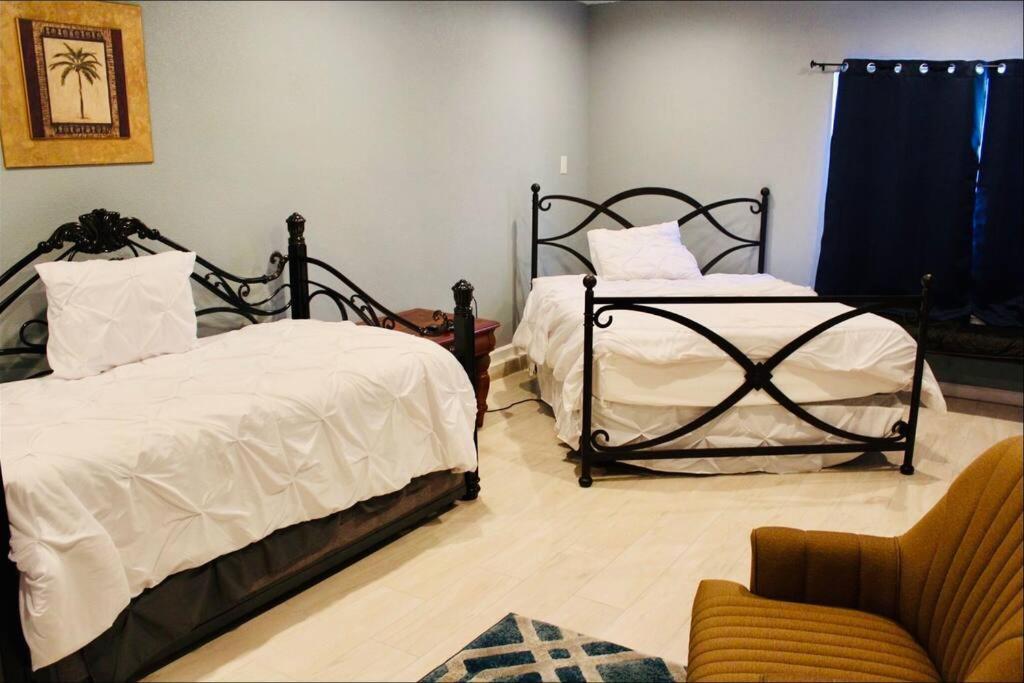 San Antonio Comfort 4 Bedroom 3 Bath Home 5 Mins From Sea World Bagian luar foto