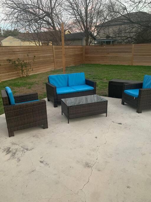 San Antonio Comfort 4 Bedroom 3 Bath Home 5 Mins From Sea World Bagian luar foto