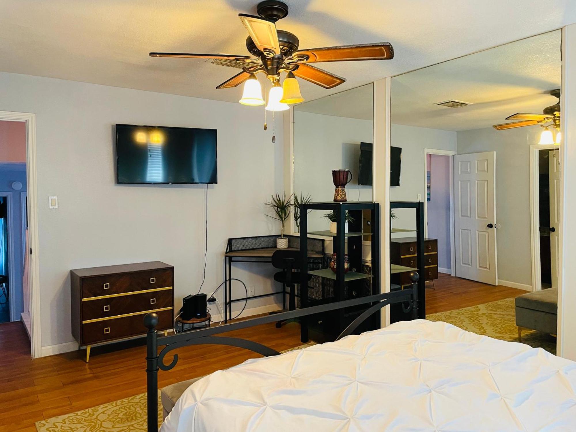 San Antonio Comfort 4 Bedroom 3 Bath Home 5 Mins From Sea World Bagian luar foto